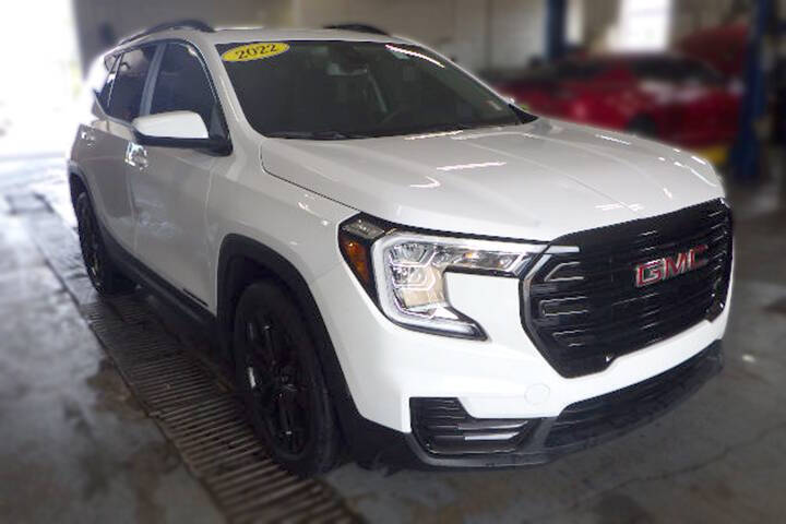 Used 2022 GMC Terrain SLE with VIN 3GKALMEV5NL191436 for sale in Plattsmouth, NE