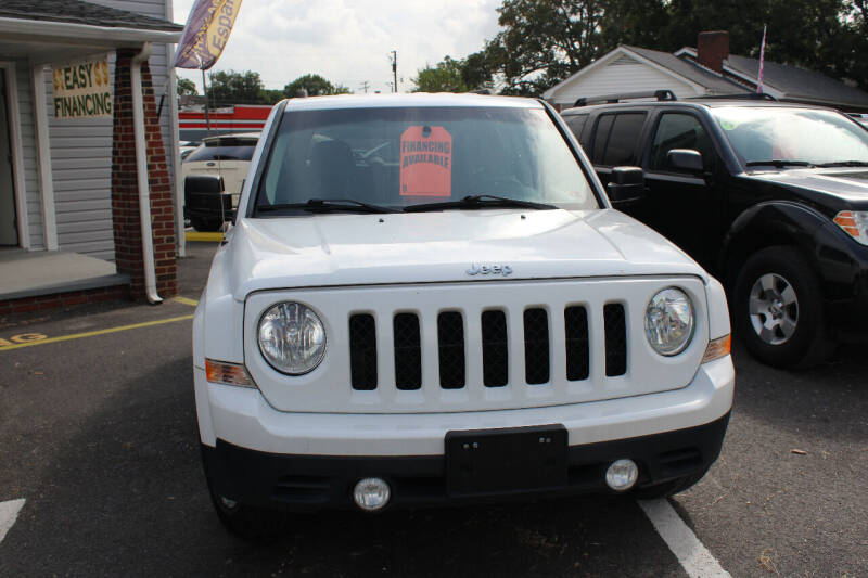 2016 Jeep Patriot for sale at CHRISTIAN MOTORS in Hopewell VA