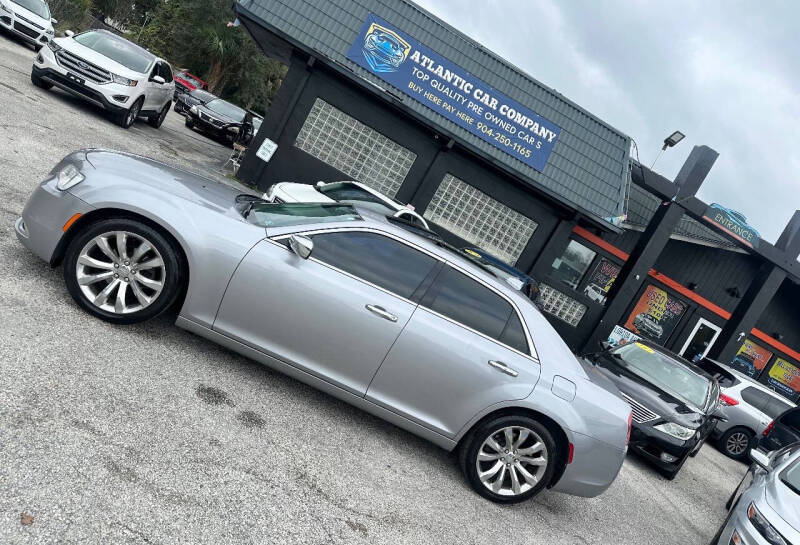 2018 Chrysler 300 Limited