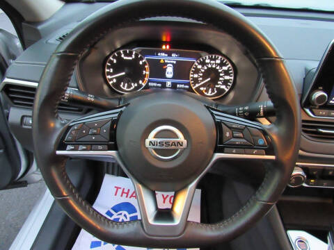 2022 Nissan Altima 2.5 SV