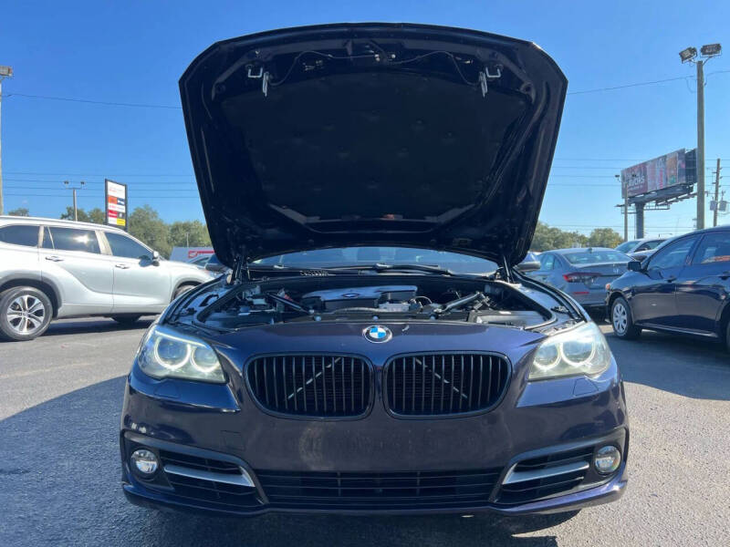 2016 BMW 5 Series 528i