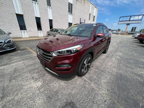 2017 Hyundai Tucson for sale at AUTOSAVIN in Villa Park IL