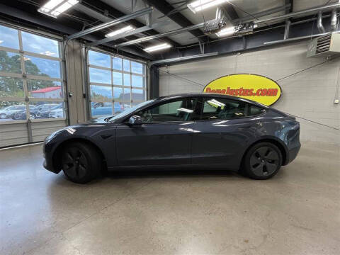 2022 Tesla Model 3 Long Range