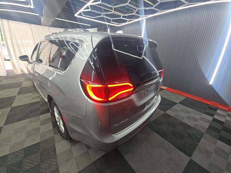 2018 Chrysler Pacifica Touring L