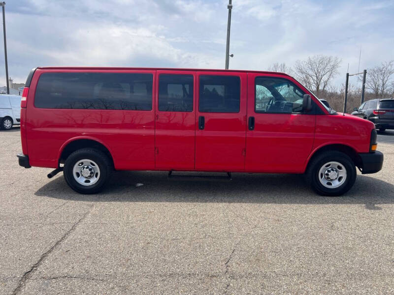 2016 Chevrolet Express LS 3500