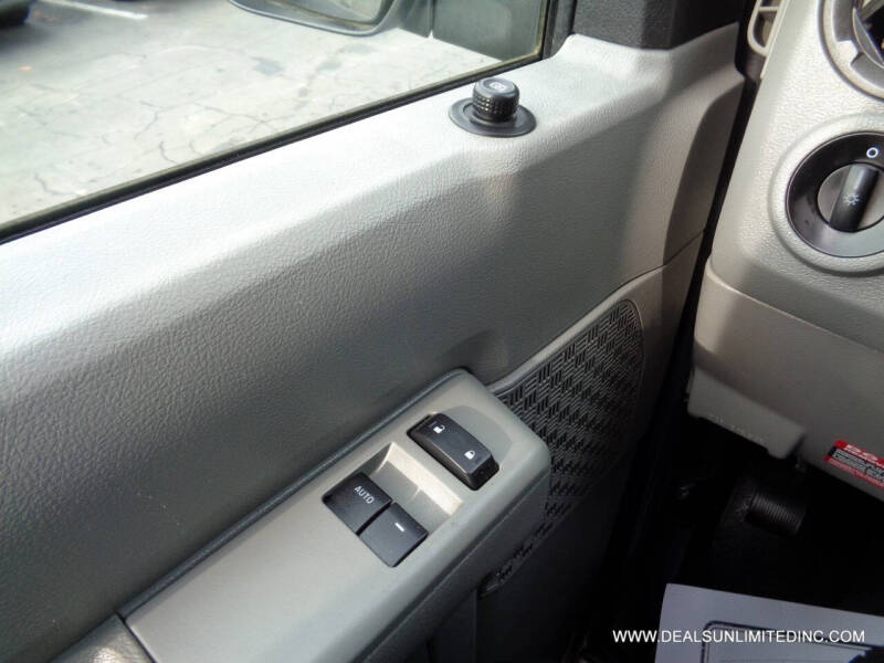 2013 Ford E-Series E-250