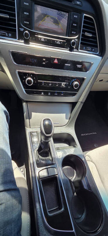 2015 Hyundai Sonata SE