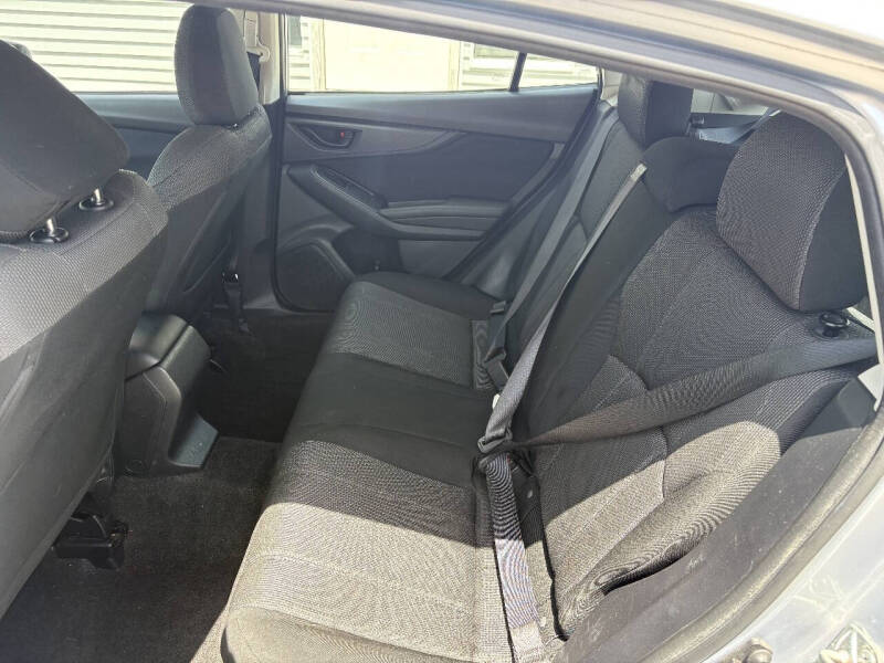 2019 Subaru Impreza 2.0i