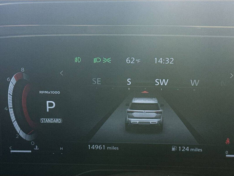 2024 Nissan Pathfinder Platinum