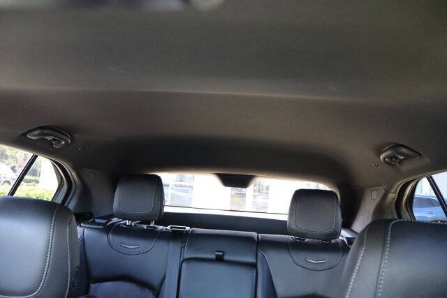 2023 Cadillac XT4 Premium Luxury