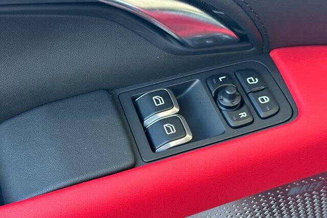 2025 Lotus Emira V6 Base