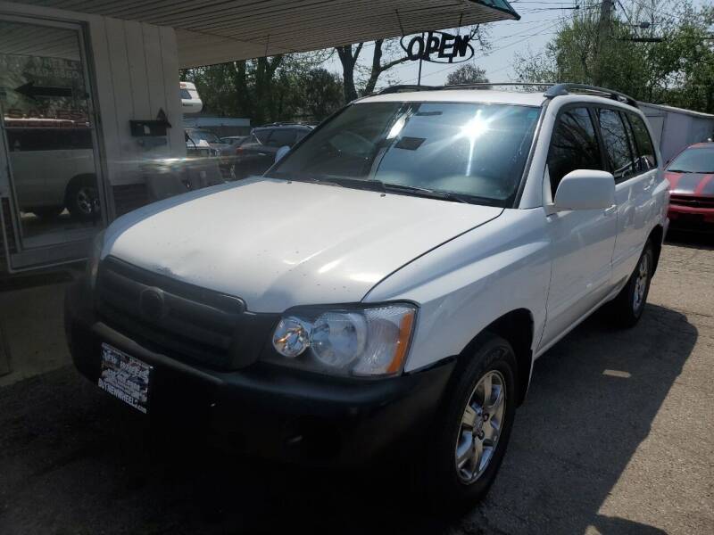 2004 Toyota Highlander for sale at New Wheels in Glendale Heights IL