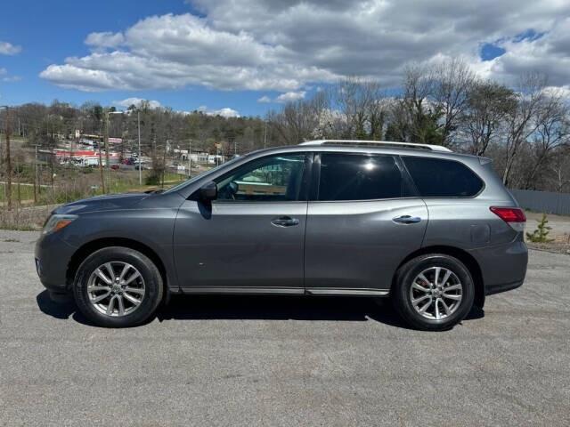 2016 Nissan Pathfinder for sale at Car ConneXion Inc in Knoxville, TN