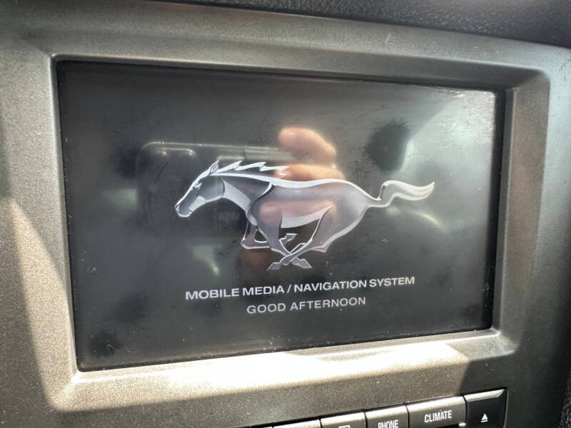 2012 Ford Mustang V6 Premium