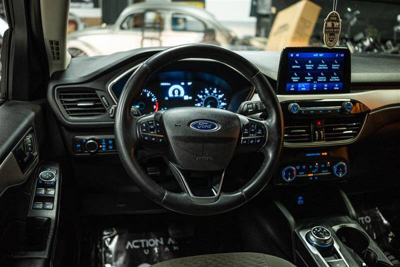 2022 Ford Escape SE