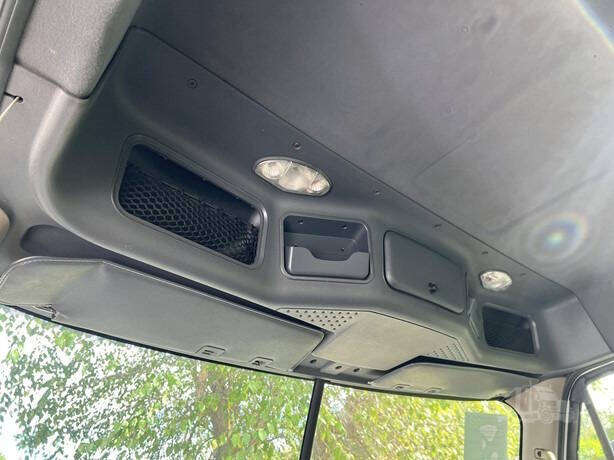 2014 Freightliner Cascadia