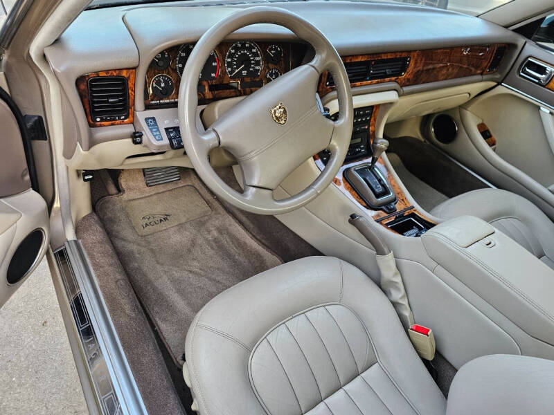 1995 Jaguar XJ-Series XJ6