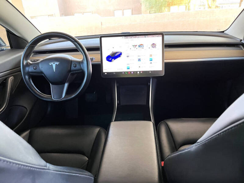 2019 Tesla Model 3 Base photo 11