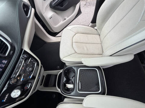 2019 Chrysler Pacifica Hybrid Limited