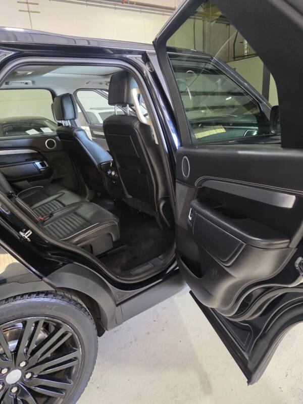 2017 Land Rover Discovery First Edition