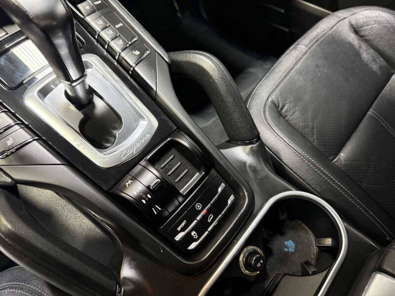2012 Porsche Cayenne S