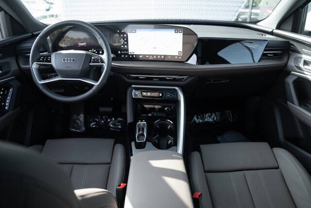 2025 Audi Q5 quattro Premium Plus TFSI