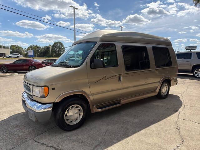2000 Ford E-Series E-150