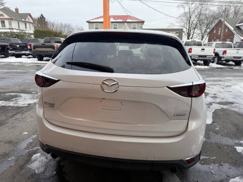 2017 Mazda CX-5 Touring