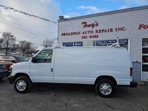 2013 Ford E-Series E-150