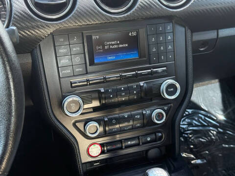 2015 Ford Mustang V6