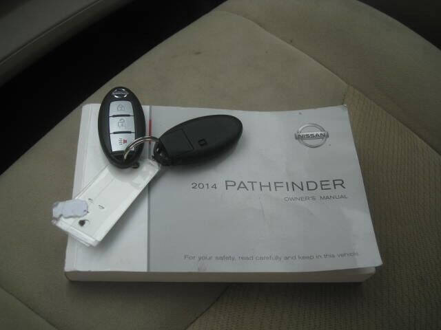 2014 Nissan Pathfinder S
