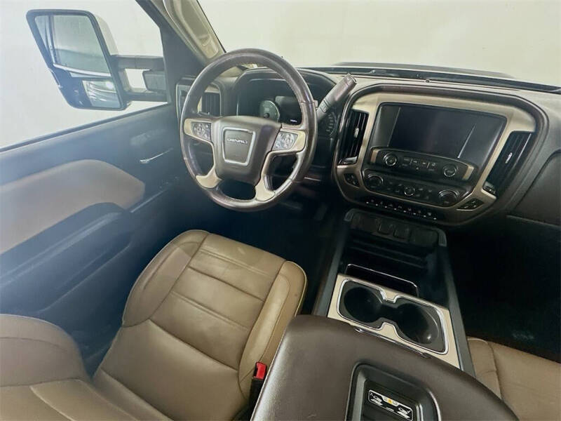 2017 GMC Sierra 2500HD Denali