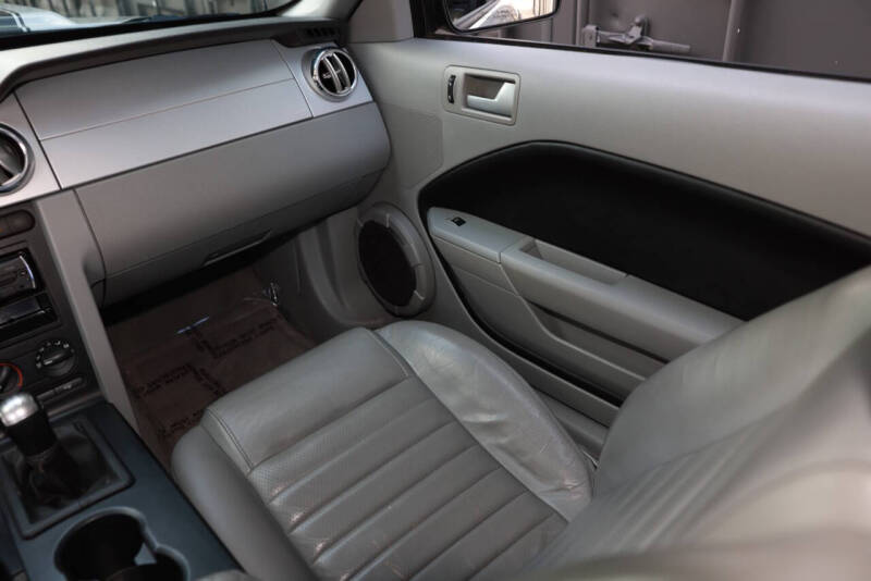 2006 Ford Mustang GT Premium