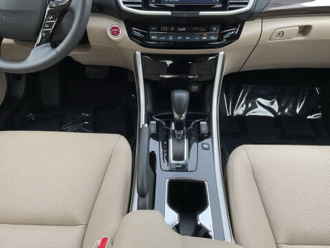 2017 Honda Accord Hybrid EX-L