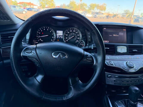 2011 Infiniti M37