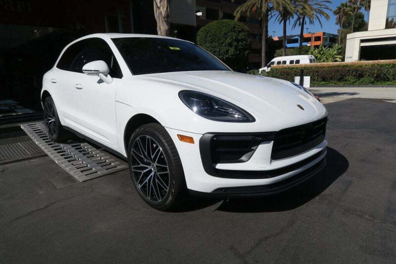 2023 Porsche Macan