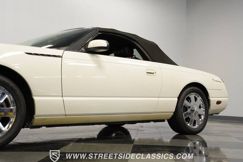 2002 Ford Thunderbird Deluxe