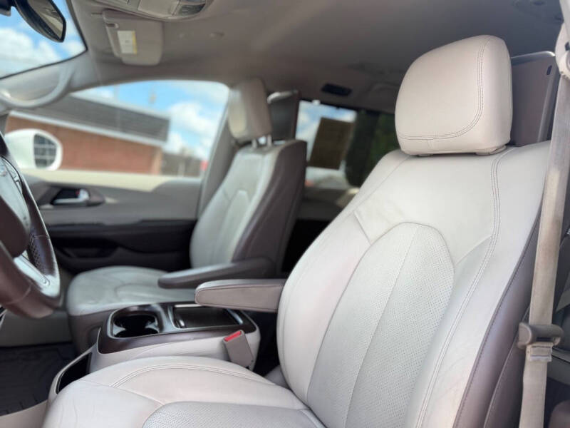 2019 Chrysler Pacifica Touring L Plus