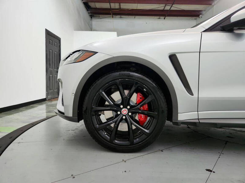2020 Jaguar F-PACE SVR