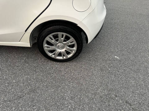 2014 Mazda MAZDA2 Sport