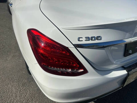 2016 Mercedes-Benz C-Class