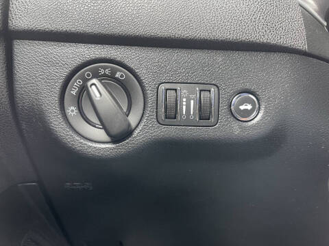 2011 Dodge Charger SE