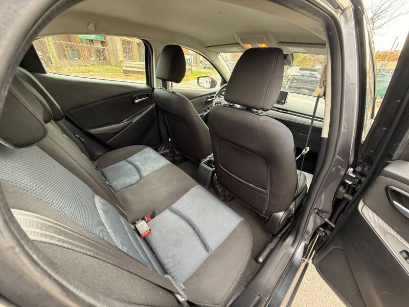 2017 Toyota Yaris iA