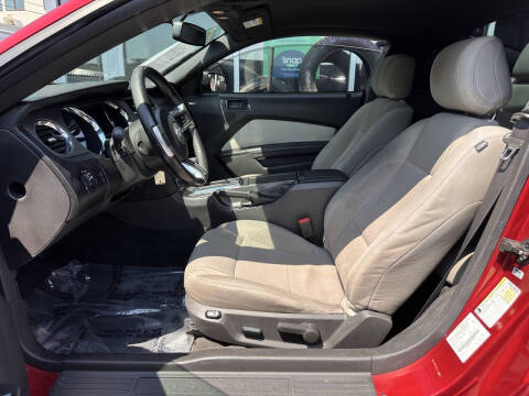 2014 Ford Mustang V6 Premium