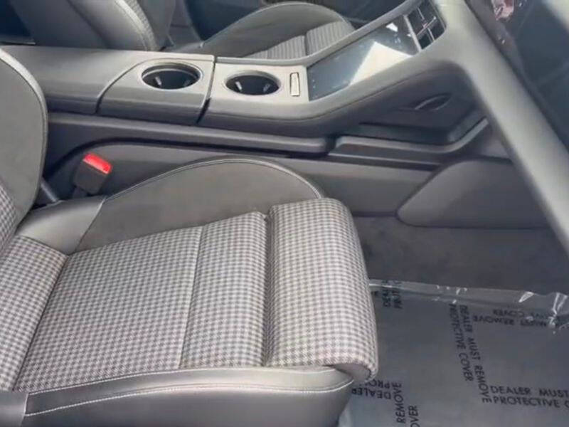 2025 Porsche Taycan 4S