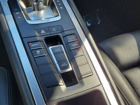 2021 Porsche 718 Boxster T