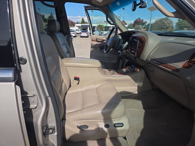 2000 Lincoln Navigator