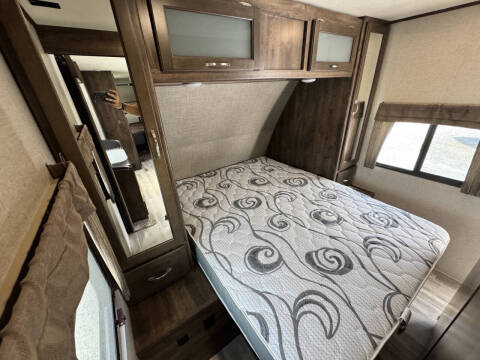 2018 Dutchmen Aerolite 2424BH