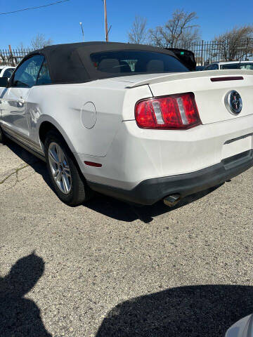 2012 Ford Mustang V6