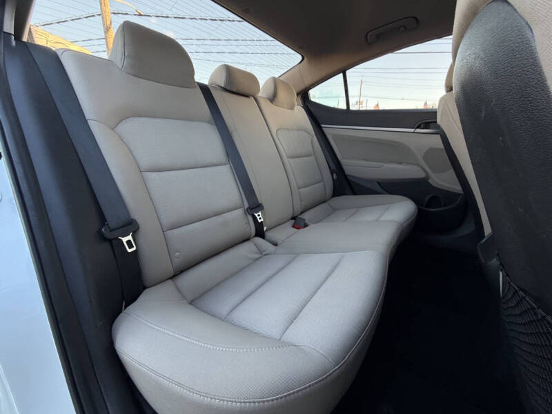 2017 Hyundai Elantra Value Edition